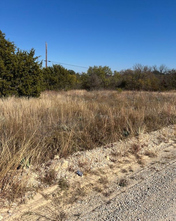 7194 Neal Drive, Brownwood, TX 76801