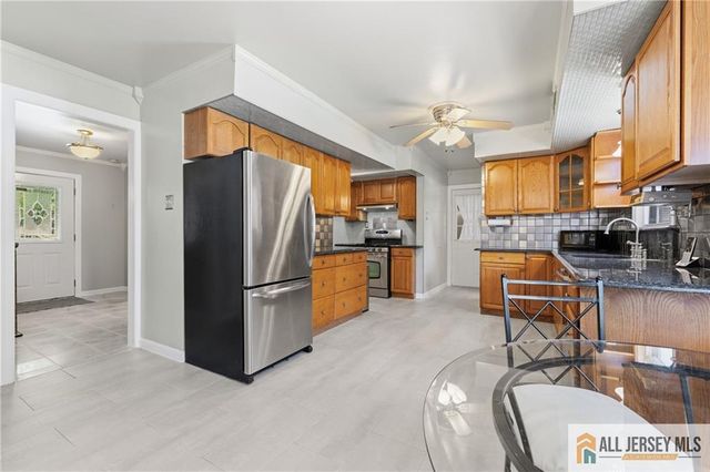 9 May Court, Piscataway, NJ 08854