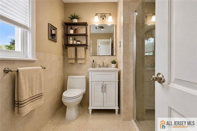 9 May Court, Piscataway, NJ 08854