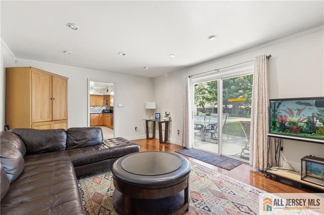 9 May Court, Piscataway, NJ 08854