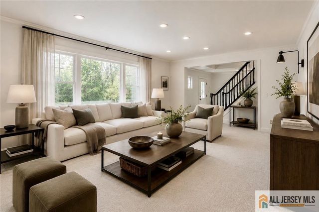 9 May Court, Piscataway, NJ 08854