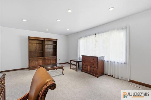 9 May Court, Piscataway, NJ 08854