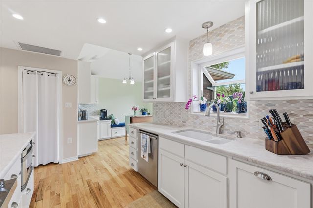 1032 Steeplewood Drive, Grapevine, TX 76051