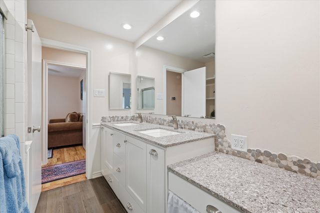 1032 Steeplewood Drive, Grapevine, TX 76051