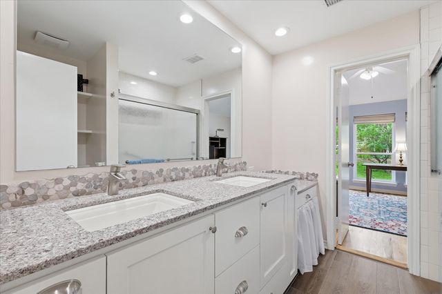 1032 Steeplewood Drive, Grapevine, TX 76051