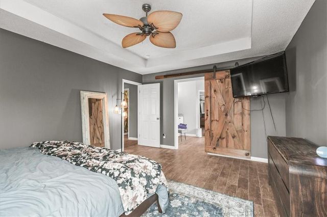 3821 SW Evergreen Lane, Lee's Summit, MO 64082