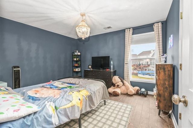 3821 SW Evergreen Lane, Lee's Summit, MO 64082