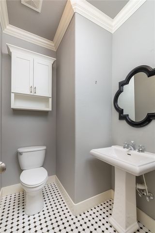 2446 N Wilderness Lane, Fayetteville, AR 72703