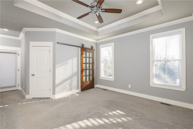 2446 N Wilderness Lane, Fayetteville, AR 72703