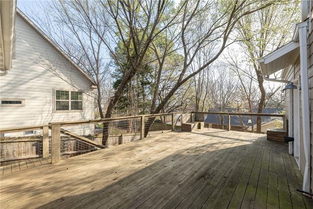 2446 N Wilderness Lane, Fayetteville, AR 72703