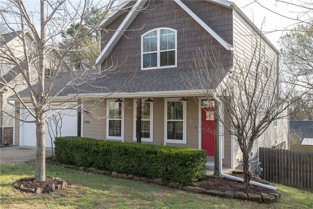 2446 N Wilderness Lane, Fayetteville, AR 72703