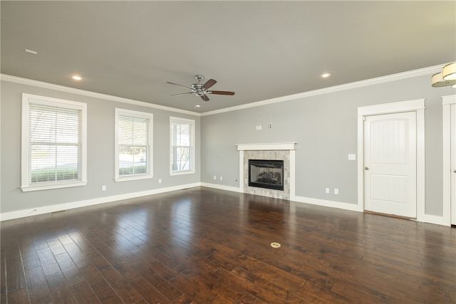 2446 N Wilderness Lane, Fayetteville, AR 72703