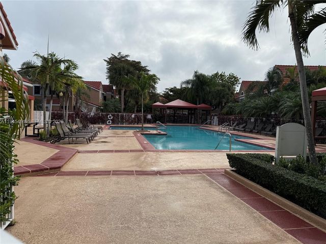 10441 SW 156th Ct 429, Miami, FL 33196