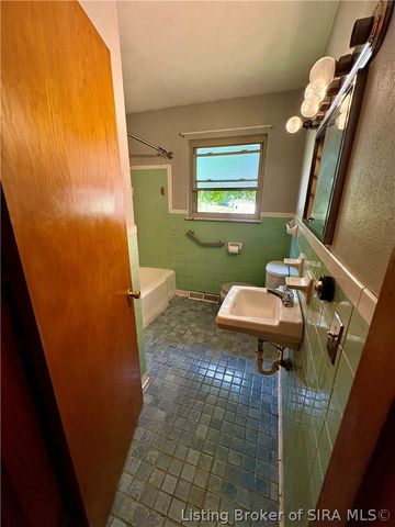 2228 Birch Drive, Clarksville, IN 47129