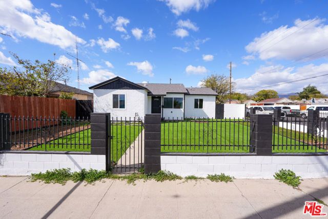 12871 Osborne Street, Pacoima (los Angeles), CA 91331