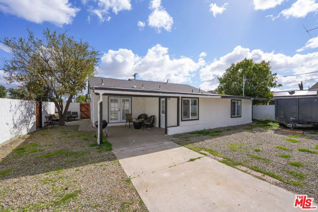 12871 Osborne Street, Pacoima (los Angeles), CA 91331