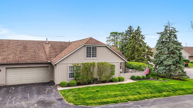 5846 Willow Lake Drive, Grove City, OH 43123