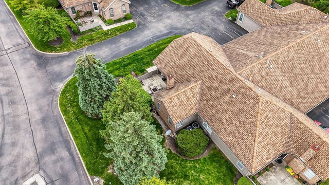 5846 Willow Lake Drive, Grove City, OH 43123