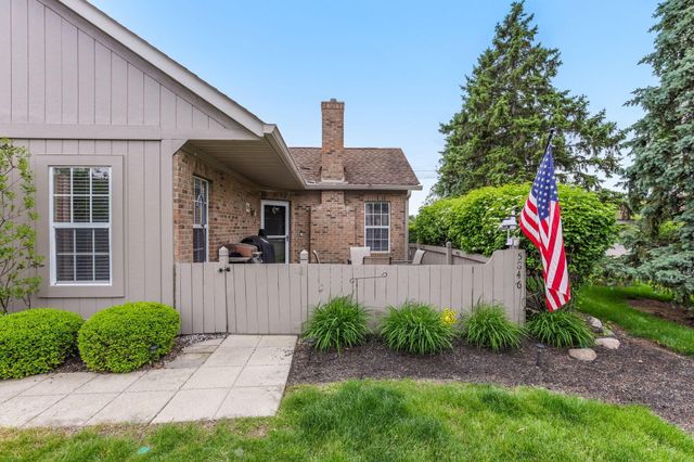 5846 Willow Lake Drive, Grove City, OH 43123