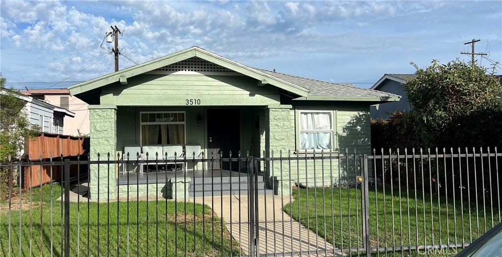 3510 S Gramercy, Los Angeles, CA 90018