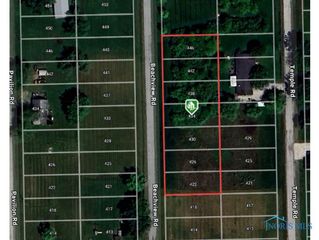 434 Beachview Road, Curtice, OH 43412