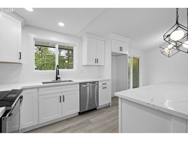 3250 Sw BINFORD LAKE Pkwy, Gresham, OR 97080