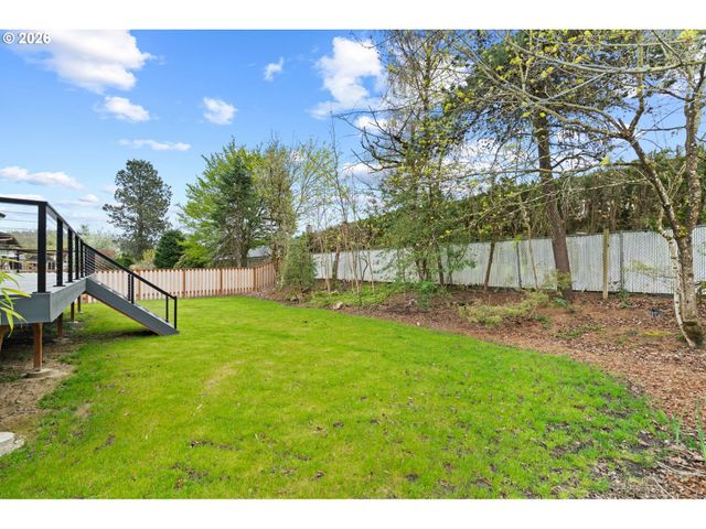 3250 Sw BINFORD LAKE Pkwy, Gresham, OR 97080