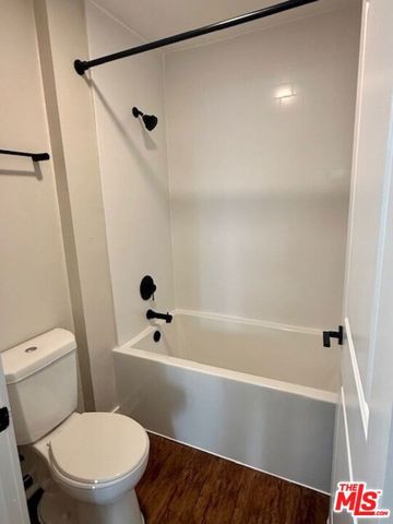 7660 Beverly Boulevard 324, Los Angeles, CA 90036