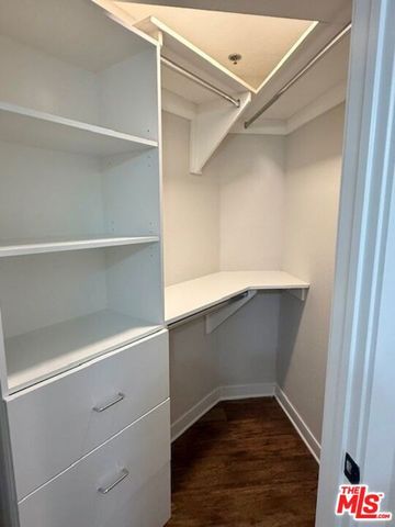 7660 Beverly Boulevard 324, Los Angeles, CA 90036