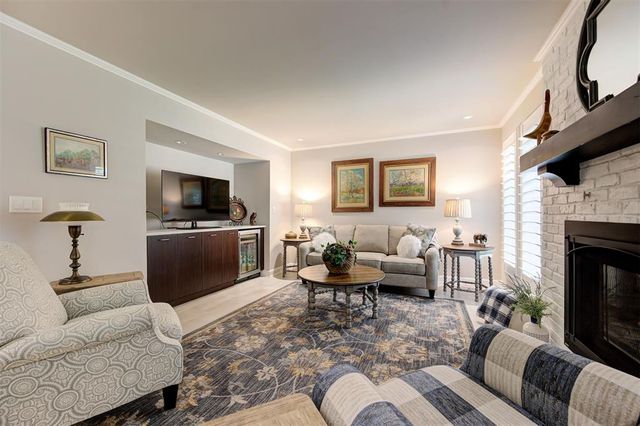16 Windbrook Square, Norman, OK 73072