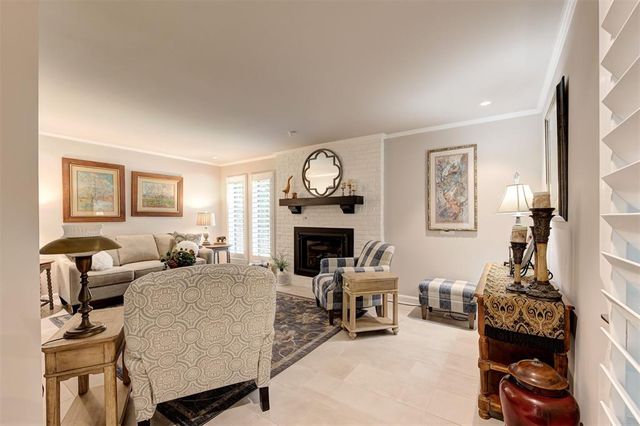 16 Windbrook Square, Norman, OK 73072