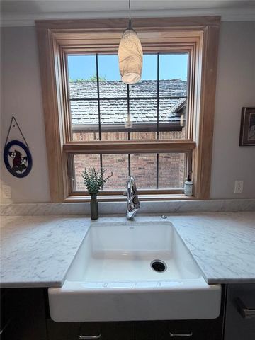 16 Windbrook Square, Norman, OK 73072