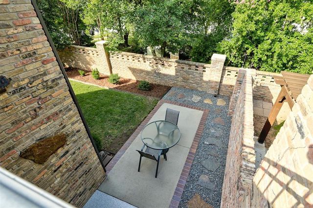16 Windbrook Square, Norman, OK 73072