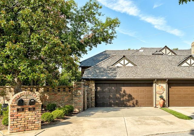 16 Windbrook Square, Norman, OK 73072