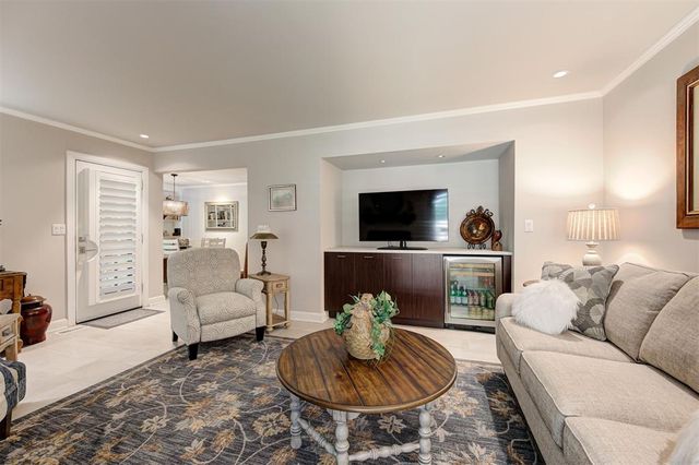16 Windbrook Square, Norman, OK 73072
