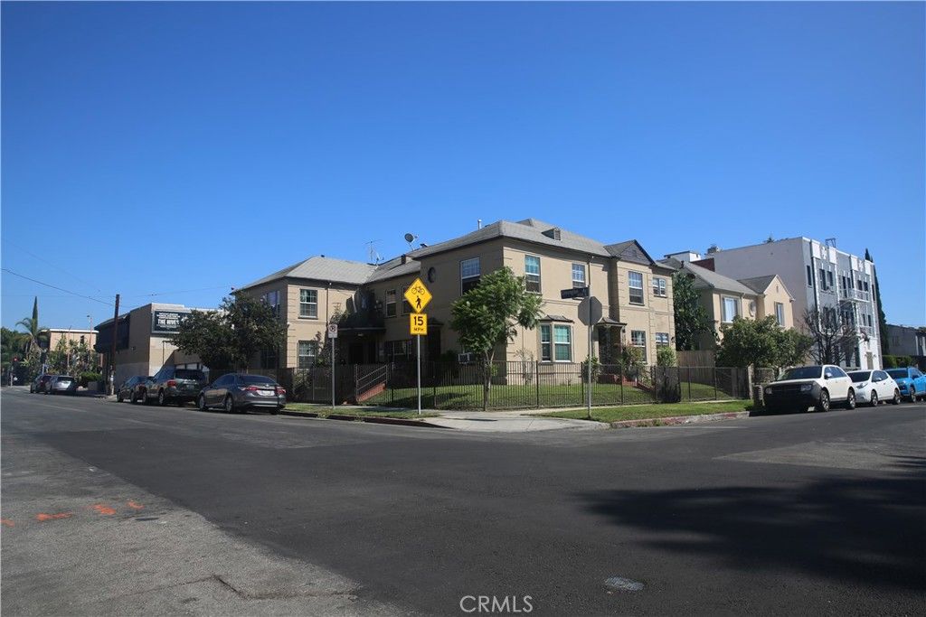 1186 N New Hampshire Avenue, Los Angeles, CA 90029