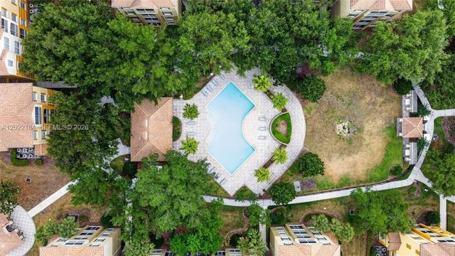 3332 Robert Trent Jones Dr 40203, Orlando, FL 32835