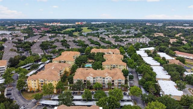 3332 Robert Trent Jones Dr 40203, Orlando, FL 32835