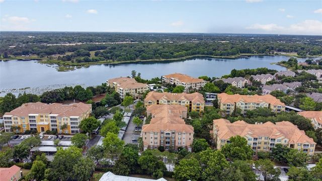 3332 Robert Trent Jones Dr 40203, Orlando, FL 32835