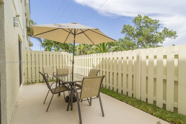 720 S Bella Vista S Court 20, Jupiter, FL 33477