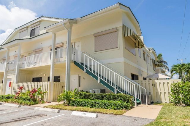 720 S Bella Vista S Court 20, Jupiter, FL 33477