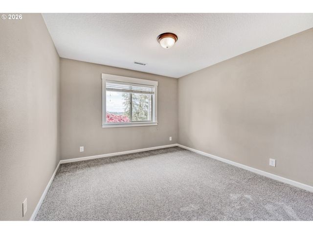 32557 Nw MOUNTAINDALE Rd, North Plains, OR 97133