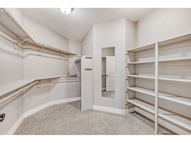 32557 Nw MOUNTAINDALE Rd, North Plains, OR 97133