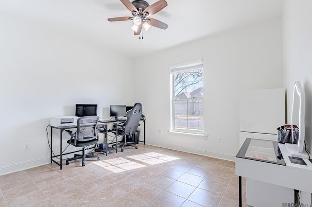 39174 Superior Wood Ave, Gonzales, LA 70737