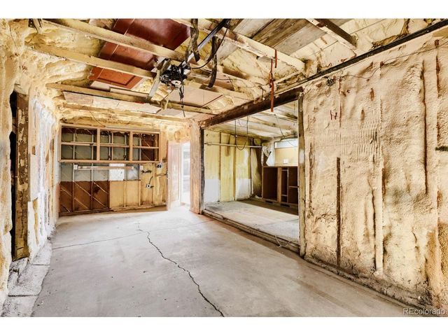 1273 Moline St, Aurora, CO 80010