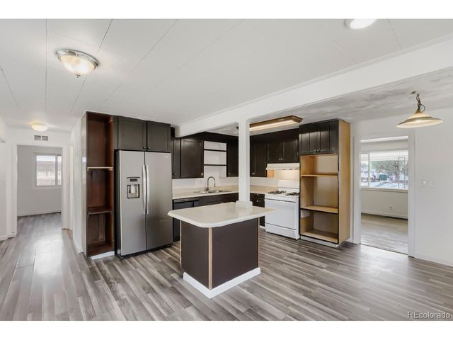 1273 Moline St, Aurora, CO 80010