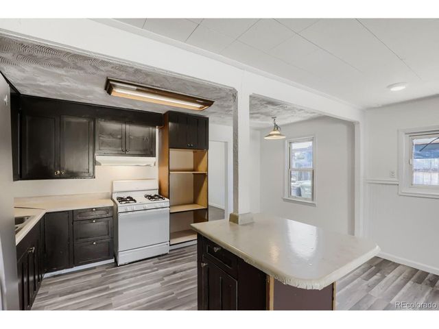 1273 Moline St, Aurora, CO 80010