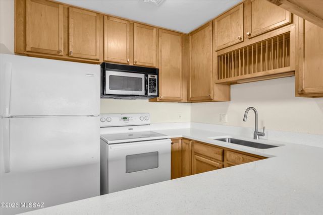 812 S Langley Ave Unit 104, Tucson, AZ 85710