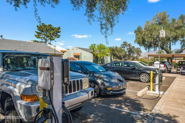 812 S Langley Ave Unit 104, Tucson, AZ 85710