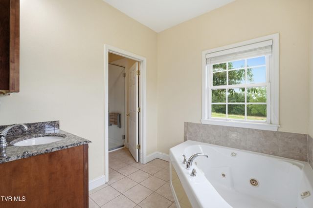 5450 107 Cutoff, Greeneville, TN 37743